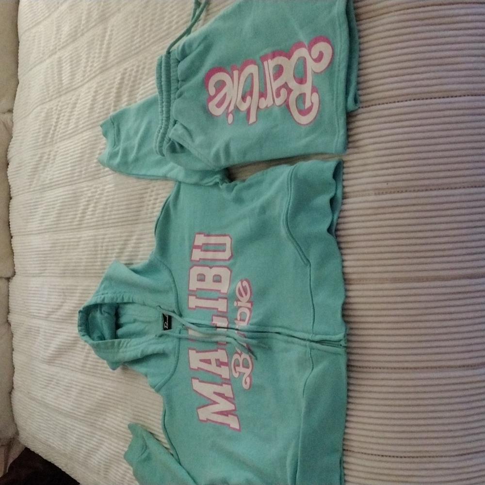 Malibu Barbie x forever21 matching short set